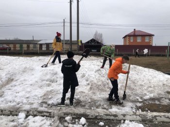 Весенний  субботник. 